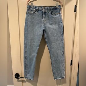 Levi straight leg jeans, Wedgie, size 31